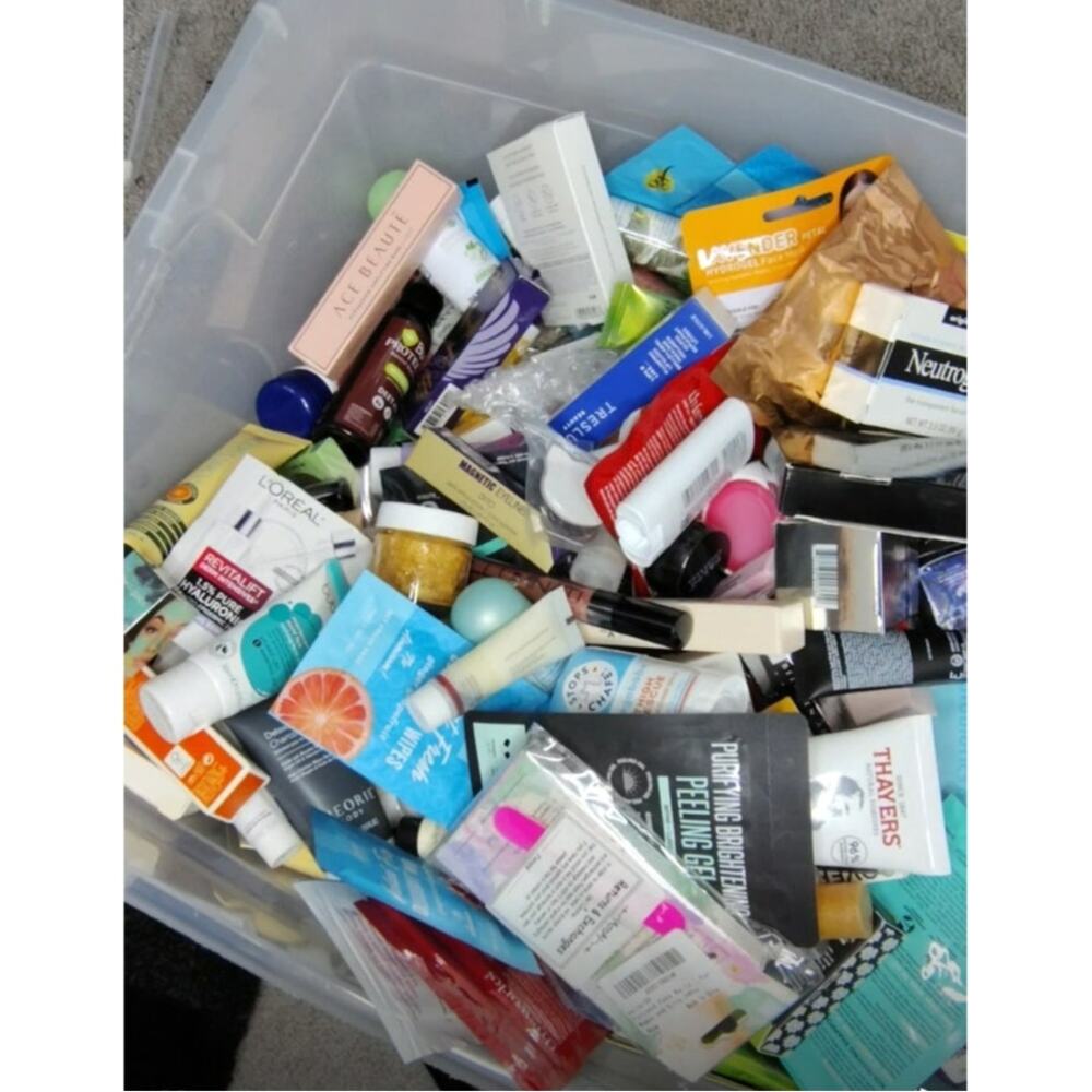 Beauty Makeup Hygiene Nail Lips Skincare Hair care Bulk Box Lot of 50 Mix Travel - Picture 3 of 4